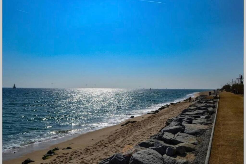 Residencial Costamar Next Bcn, 50M Beach With Swimming Pool Cabrera de Mar Εξωτερικό φωτογραφία